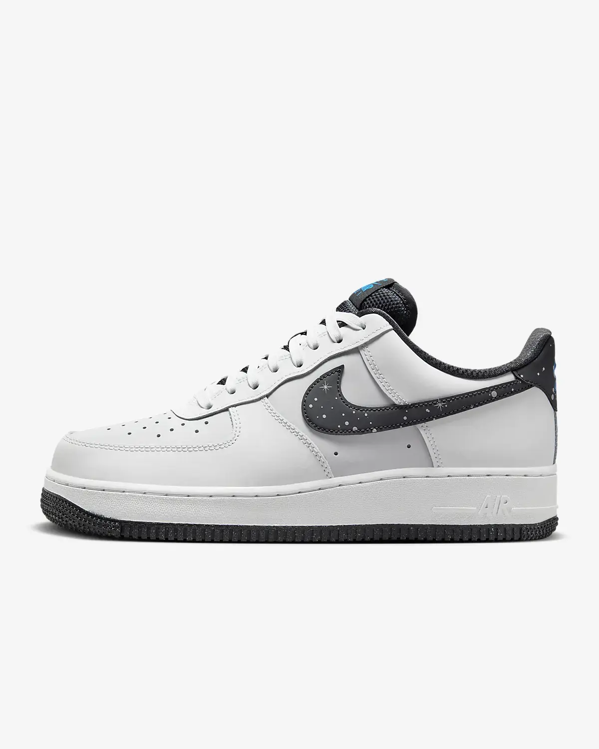 Nike Air Force 1 '07. 1