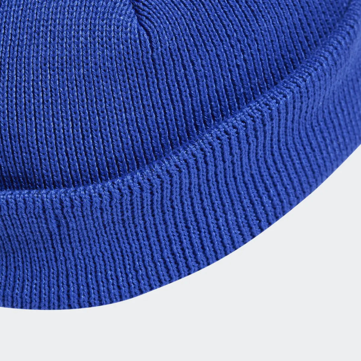 Adidas Fisherman Beanie. 3