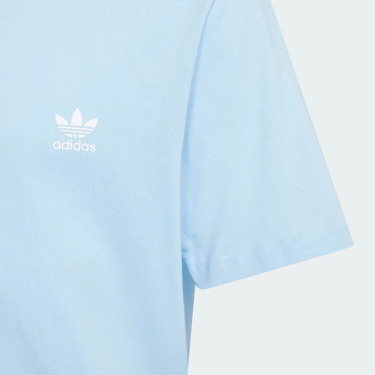 Adidas Graphics Tee. 3