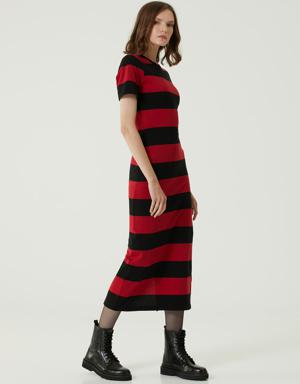Kırmızı Siyah Çizgili Kısa Kol Midi Elbise
