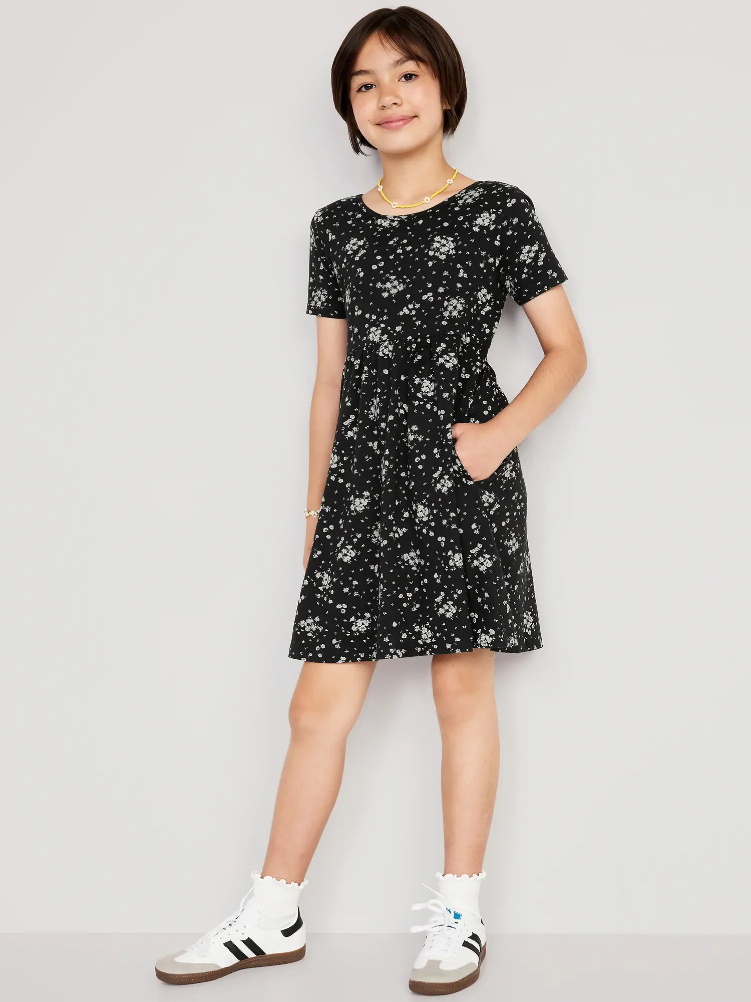 Old Navy Jersey-Knit Short-Sleeve Printed Dress for Girls black. 1