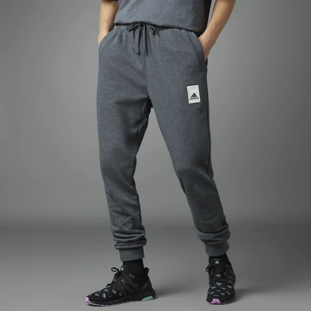 Adidas Pantaloni Valentine's Day. 1