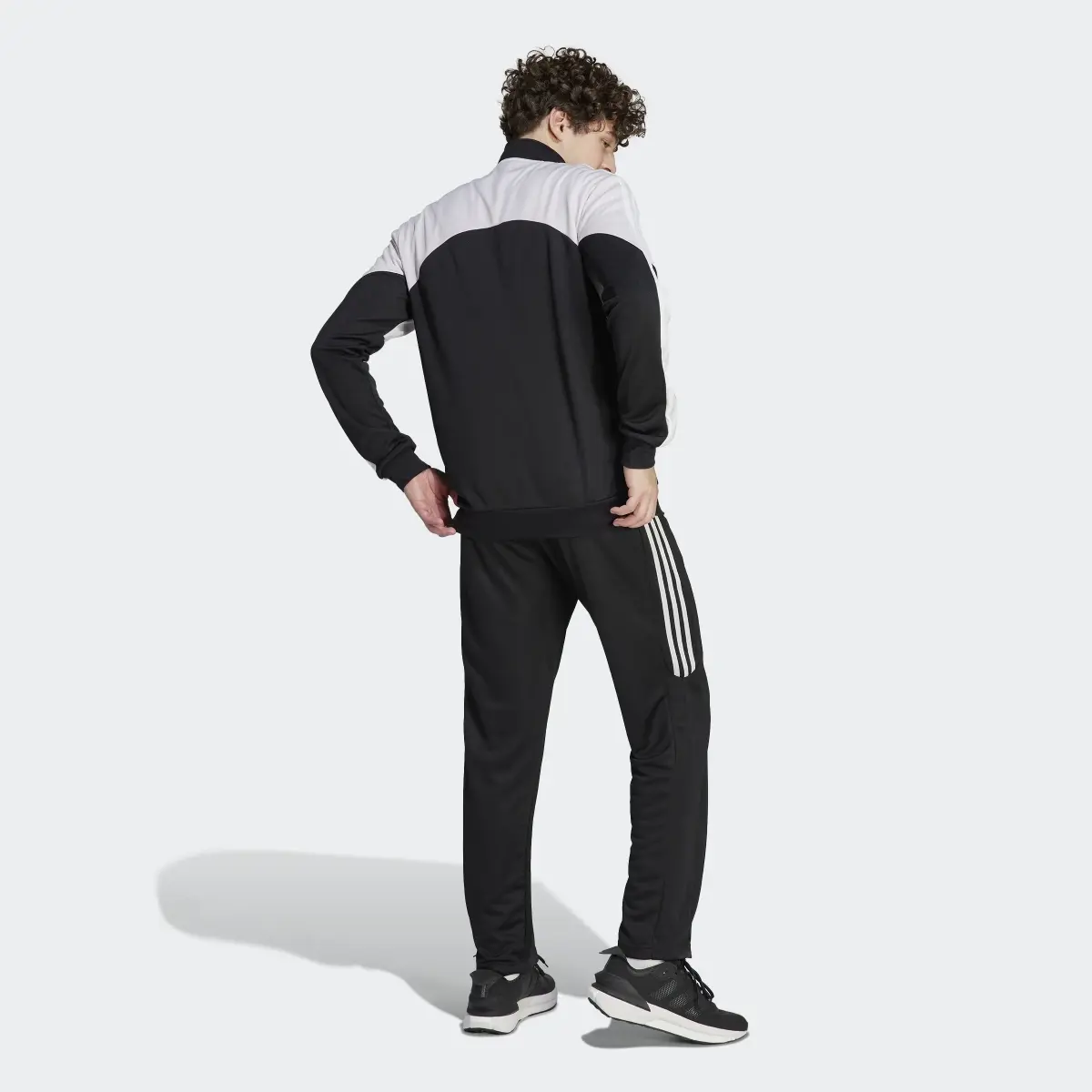 Adidas Track suit Colorblock. 3