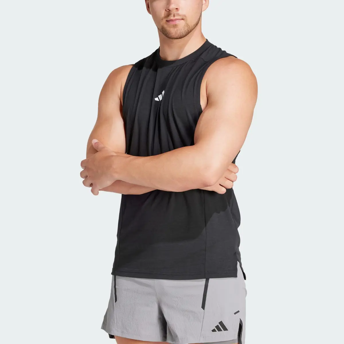 Adidas Camiseta sin mangas Designed for Training Workout. 1
