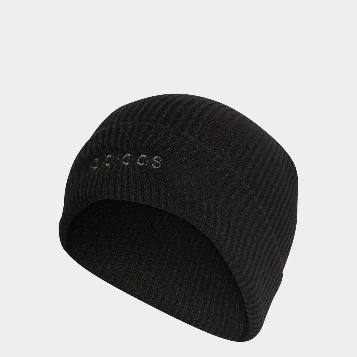 Adidas Bonnet Classic. 1