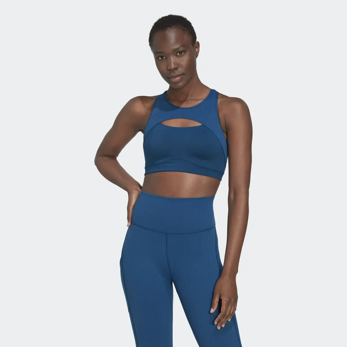 Adidas CoreFlow Studio Medium-Support Yoga Wind Bra. 2