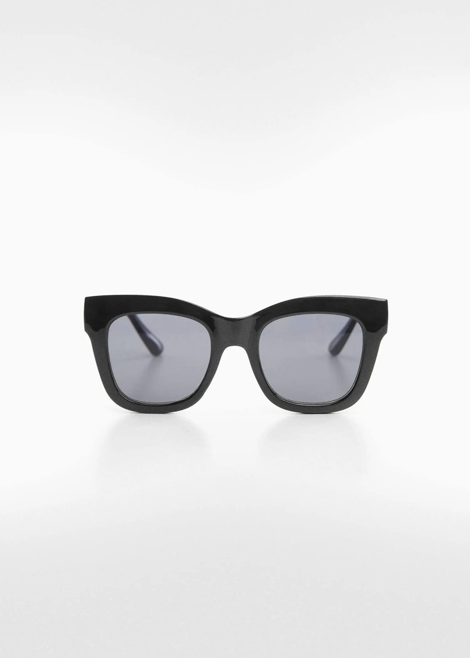 Mango Sonnenbrille mit viereckiger Brillenfassung. 2