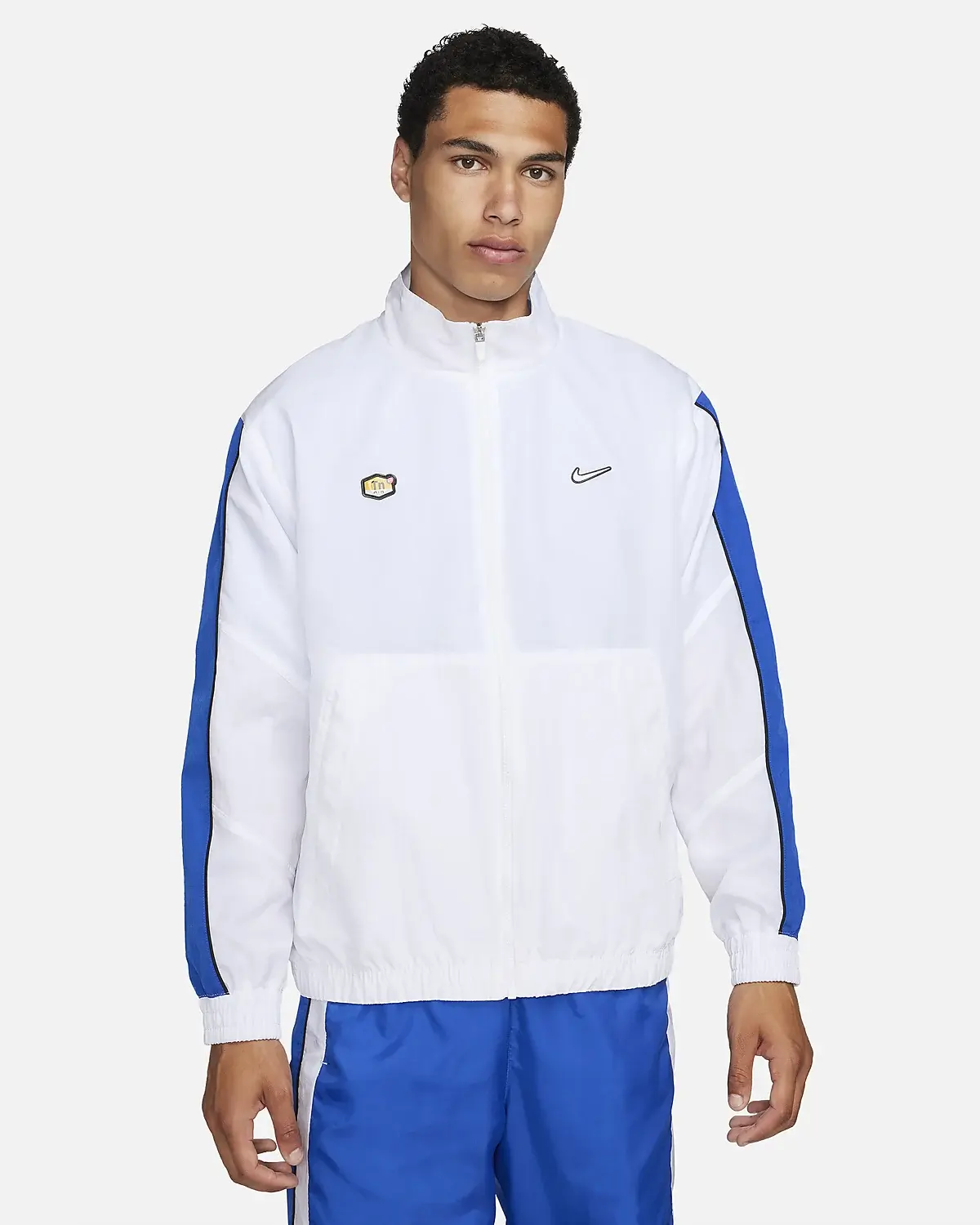 Nike Sportswear. 1