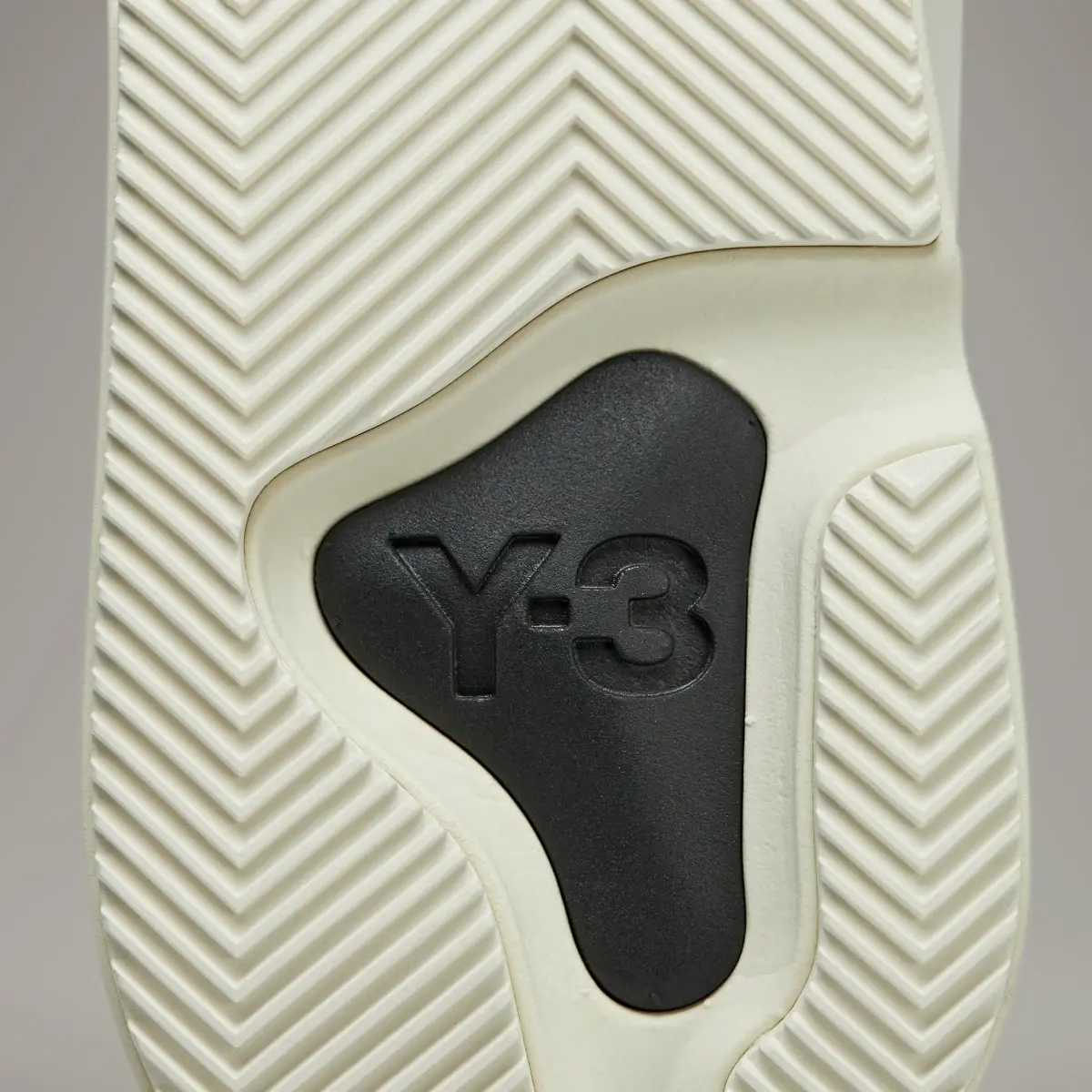 Adidas Y-3 KAIWA. 3