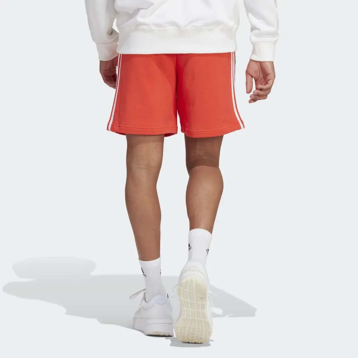 Adidas Short Essentials French Terry 3-Stripes. 2