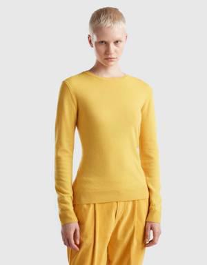 yellow crew neck sweater in merino wool