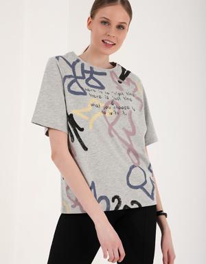 Gri Melanj Karışık Desenli Yazı Baskılı O Yaka Kadın Oversize T-Shirt - 97132