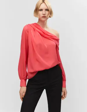 Asymmetrical oversized blouse