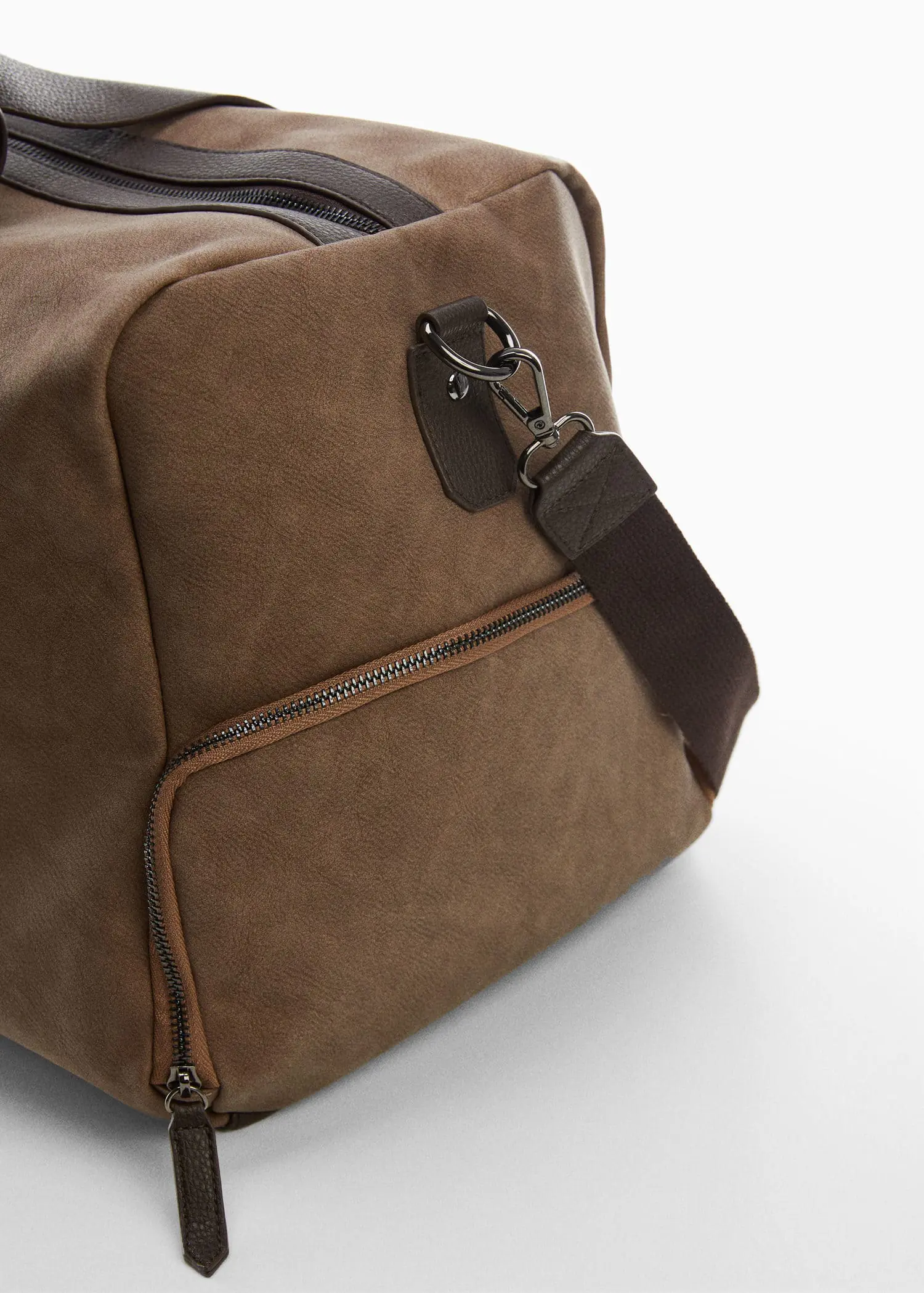 Mango Leather-effect travel bowling bag. 3