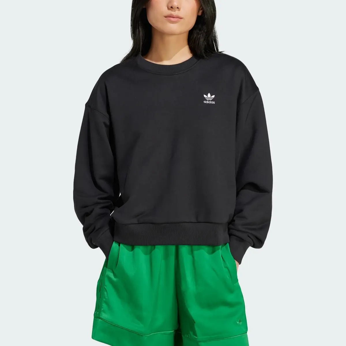 Adidas Trefoil Cropped Sweater. 1