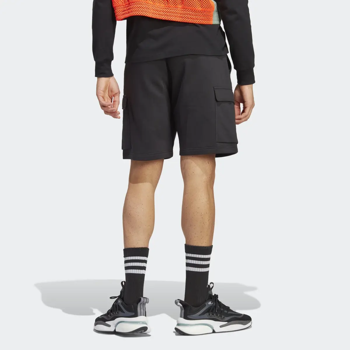 Adidas Essentials Cargo Shorts. 2