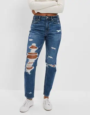 American Eagle Strigid Ripped Mom Jean. 2