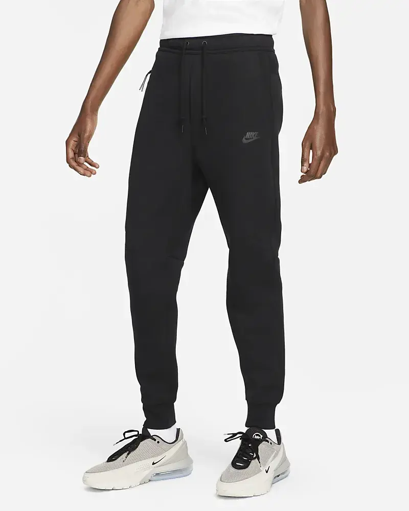 Nike Sportswear Tech Fleece - FB8002-010