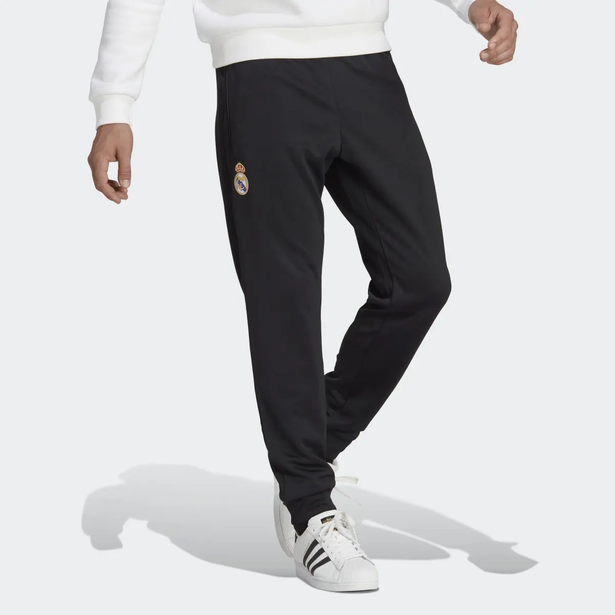 Adidas Pantalón Essentials Trefoil Real Madrid. 1