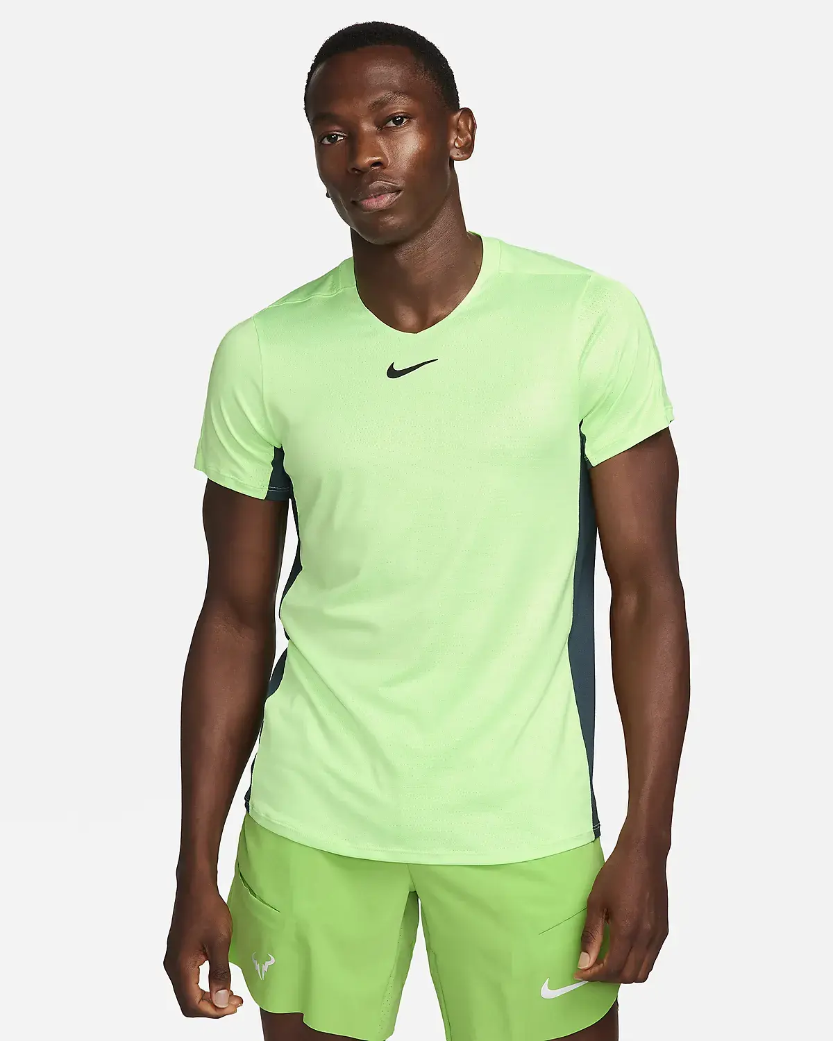 Nike Court Dri-FIT Advantage. 1