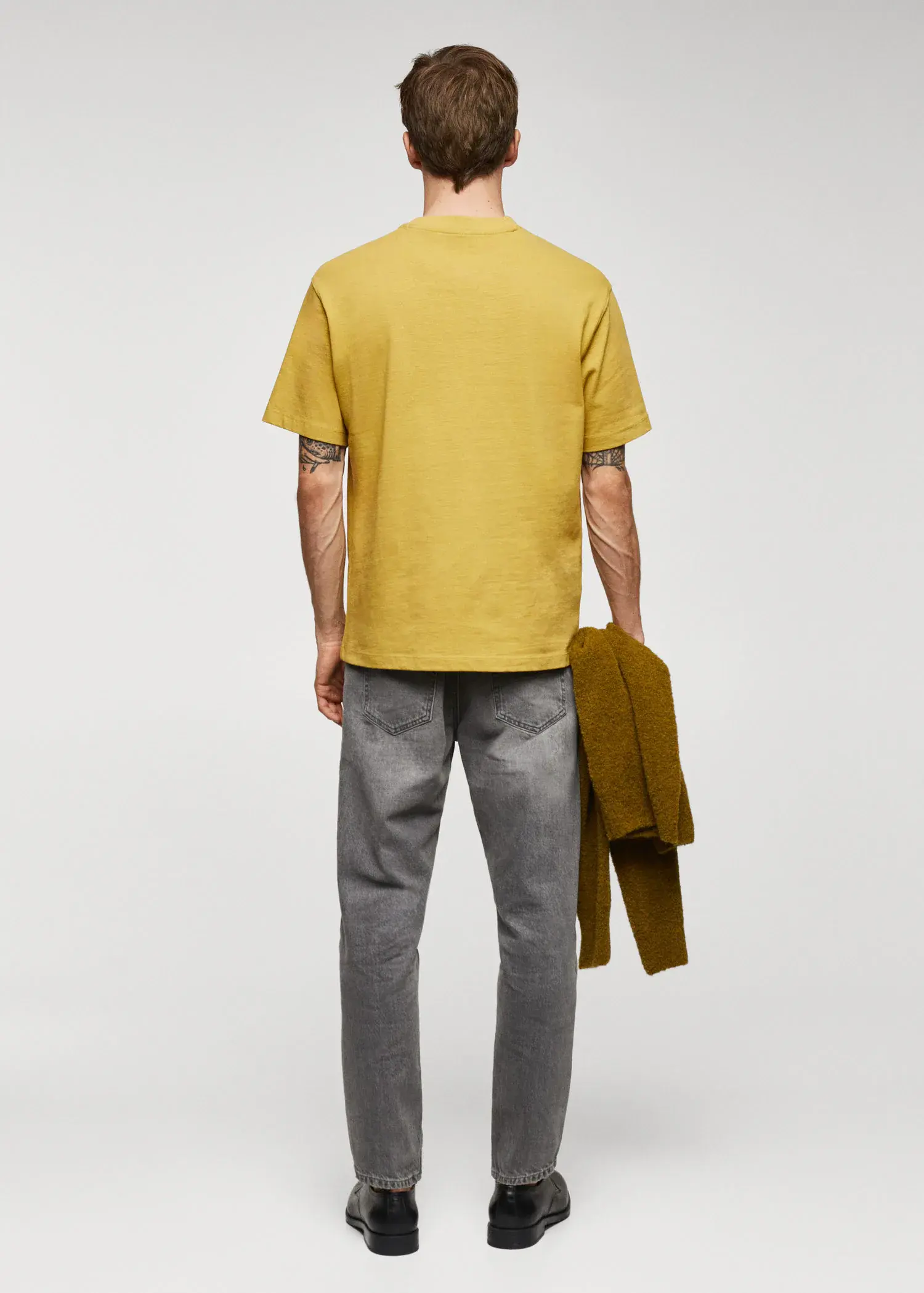 Mango Basic 100% cotton relaxed-fit t-shirt. 3