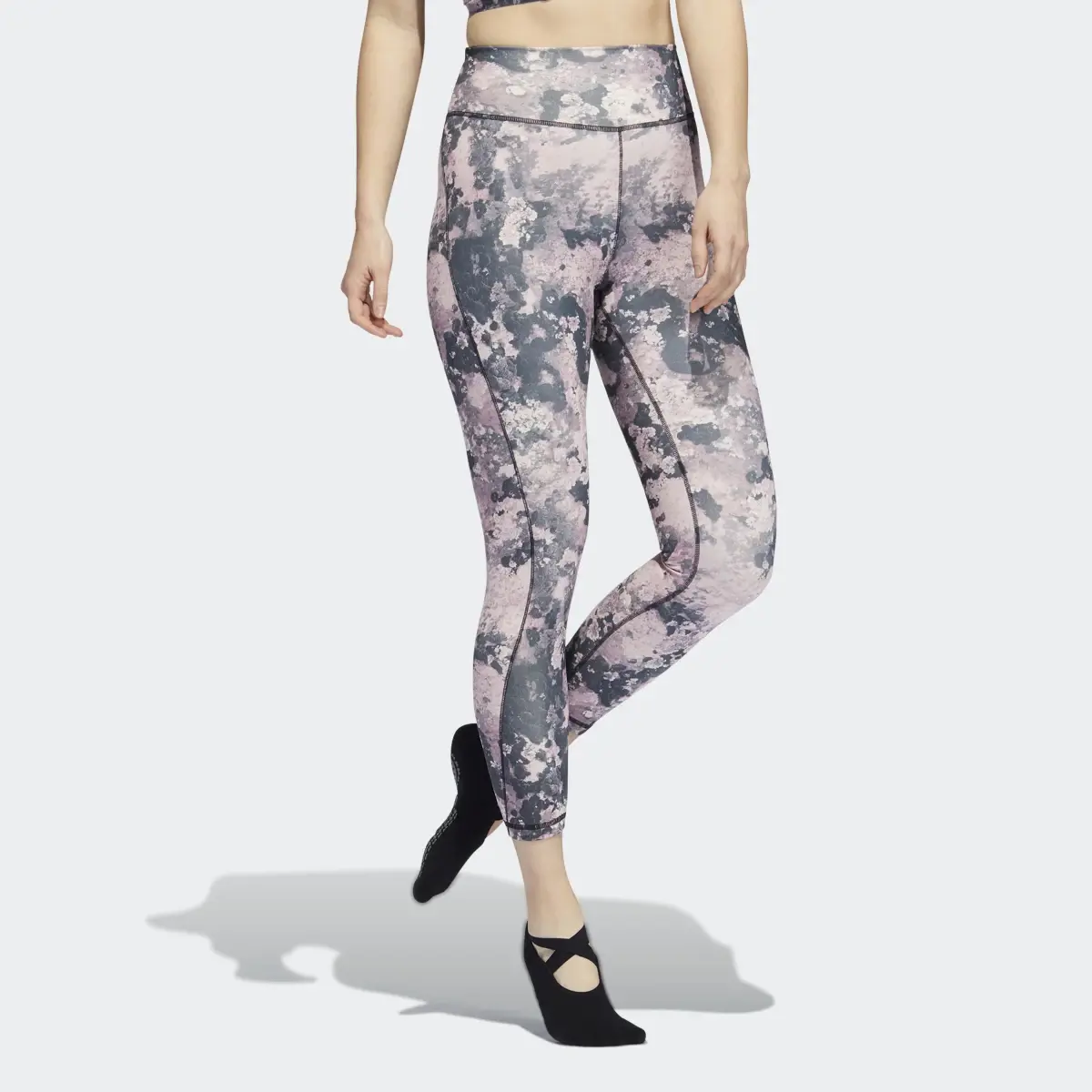 Adidas Yoga Studio 7/8 Tights. 1