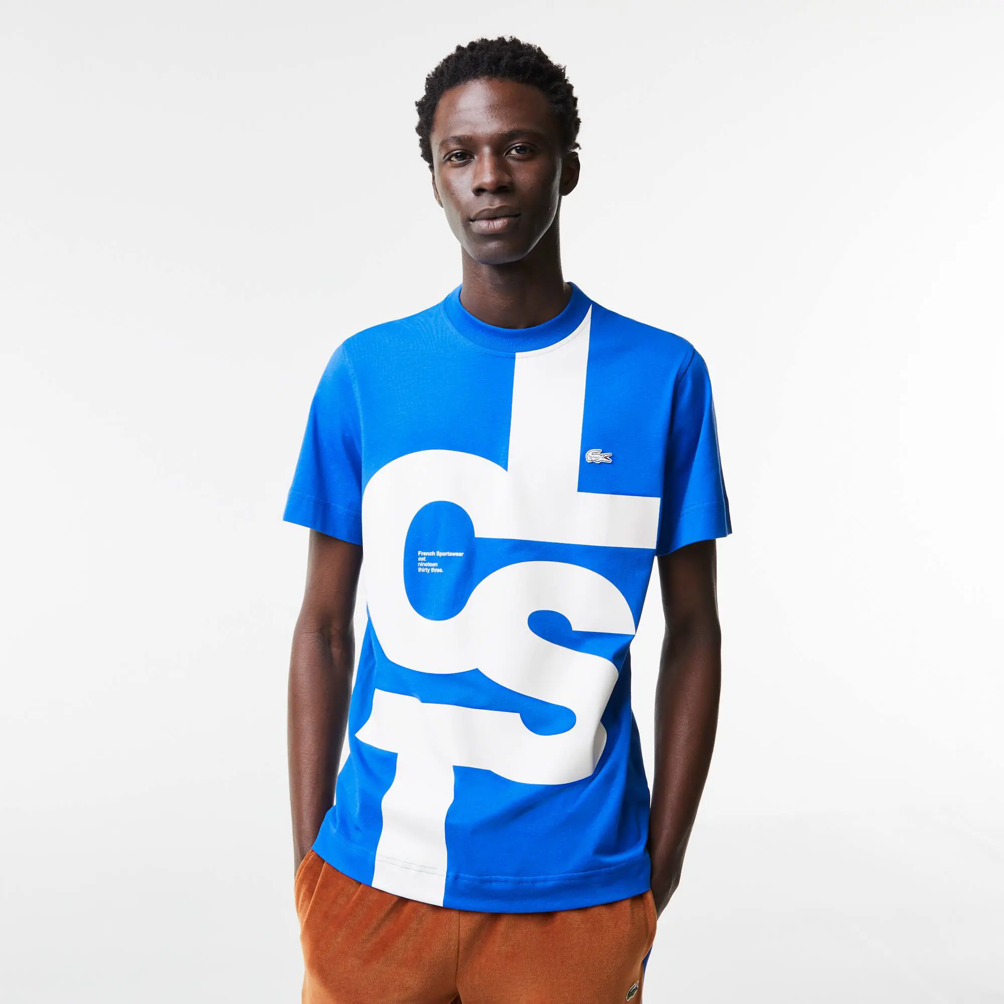 Lacoste Playera de algodón con letras de contraste de ajuste regular para hombre. 1