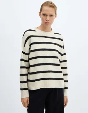 Round-neck striped sweater