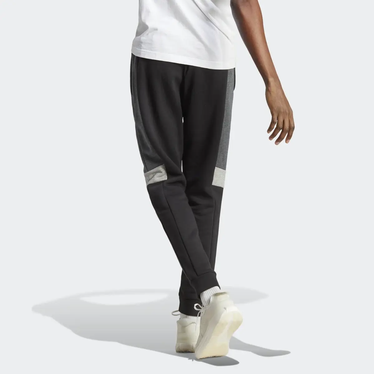 Adidas Pants Essentials Colorblock. 3