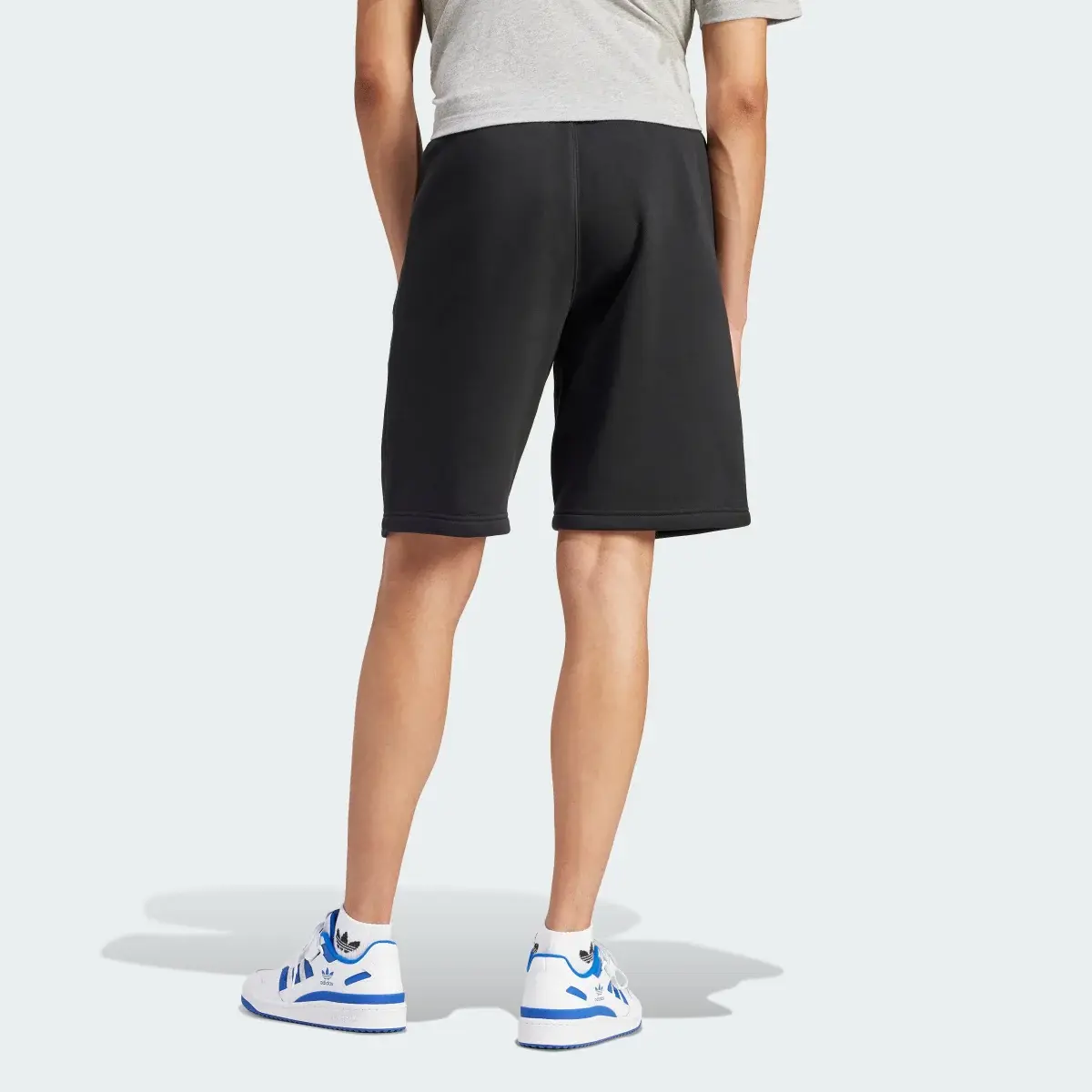 Adidas Trefoil Essentials Shorts. 2