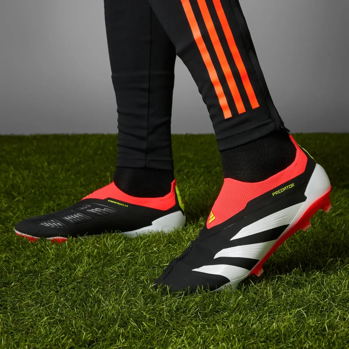 Adidas Predator Elite Laceless Firm Ground Football Boots. 3