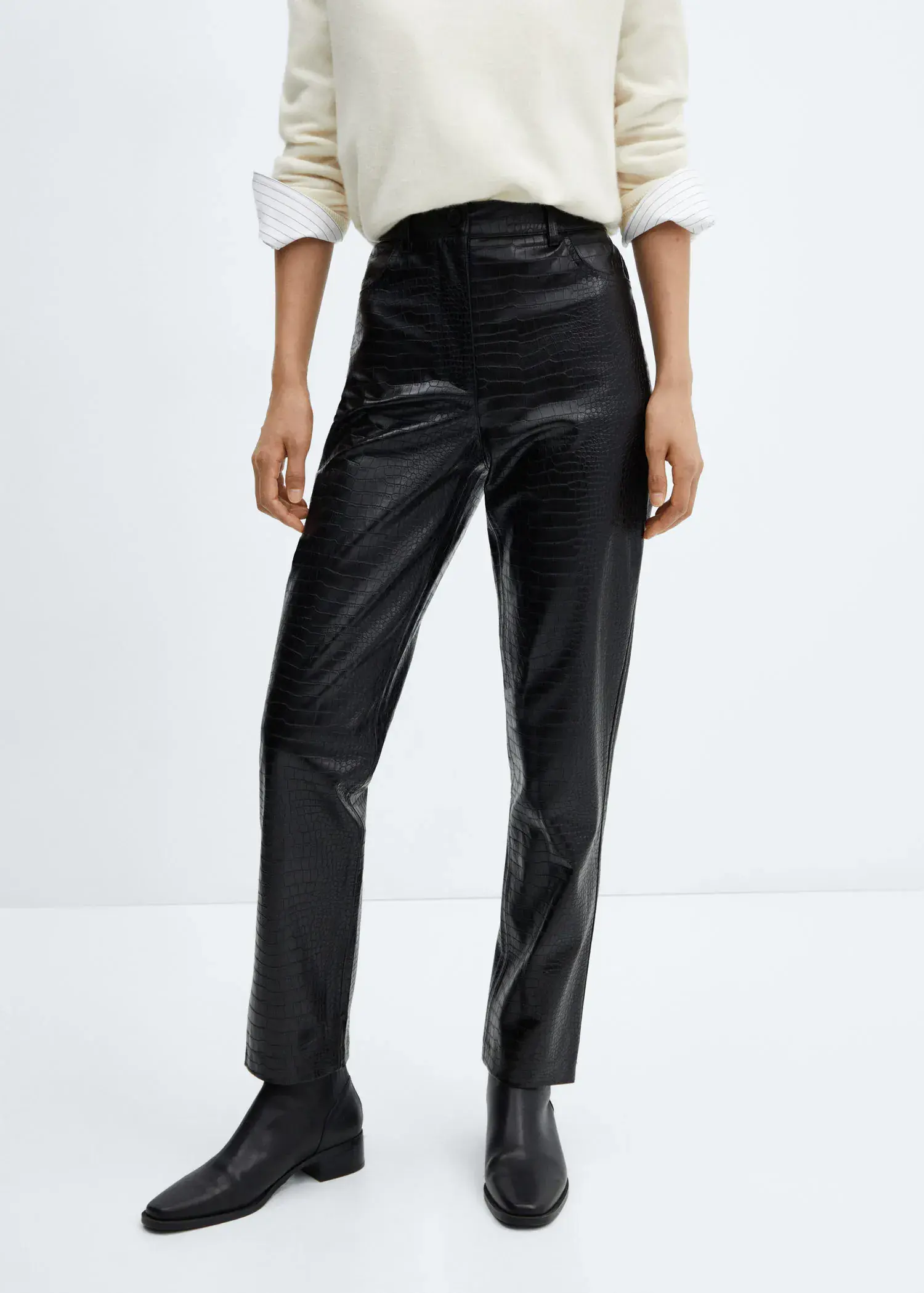 Mango Coco-effect straight trousers. 2