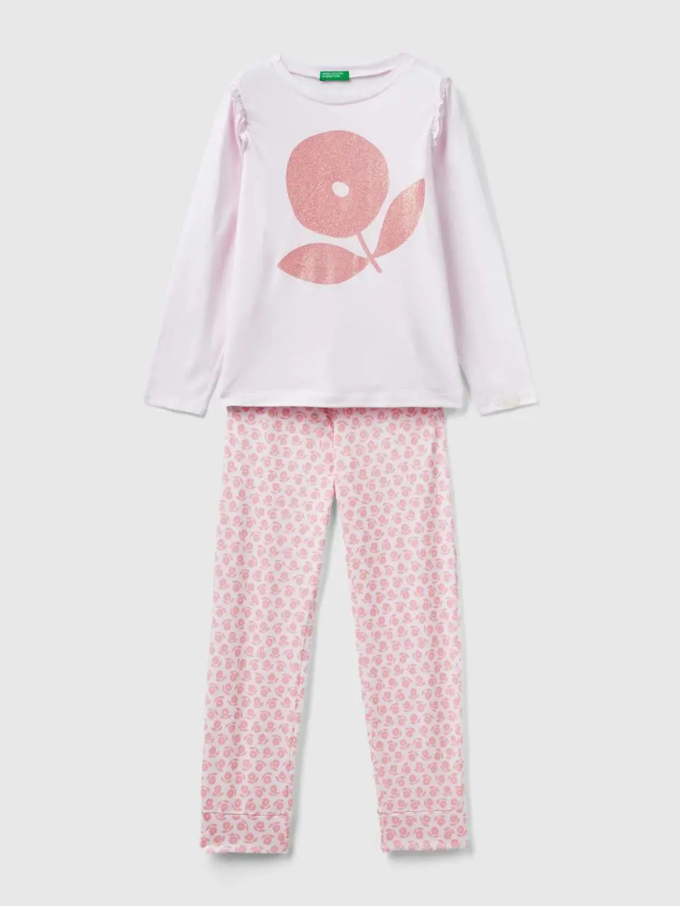 Benetton pyjamas with flowers and glitter. 1