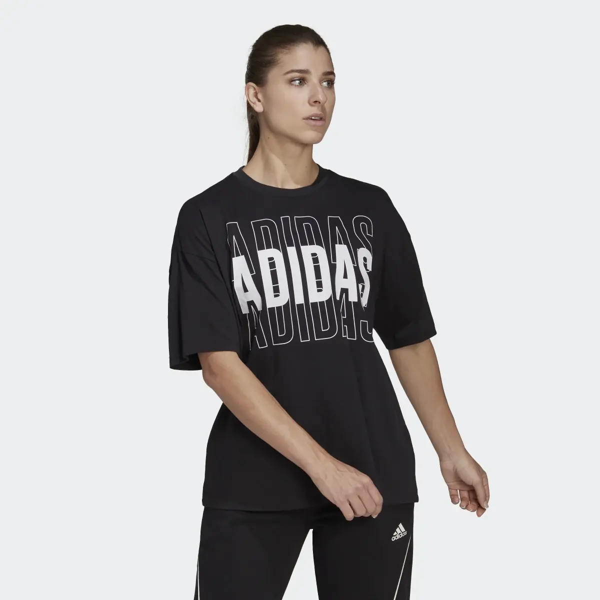 Adidas Essentials Repeat adidas Logo Oversized T-Shirt. 2