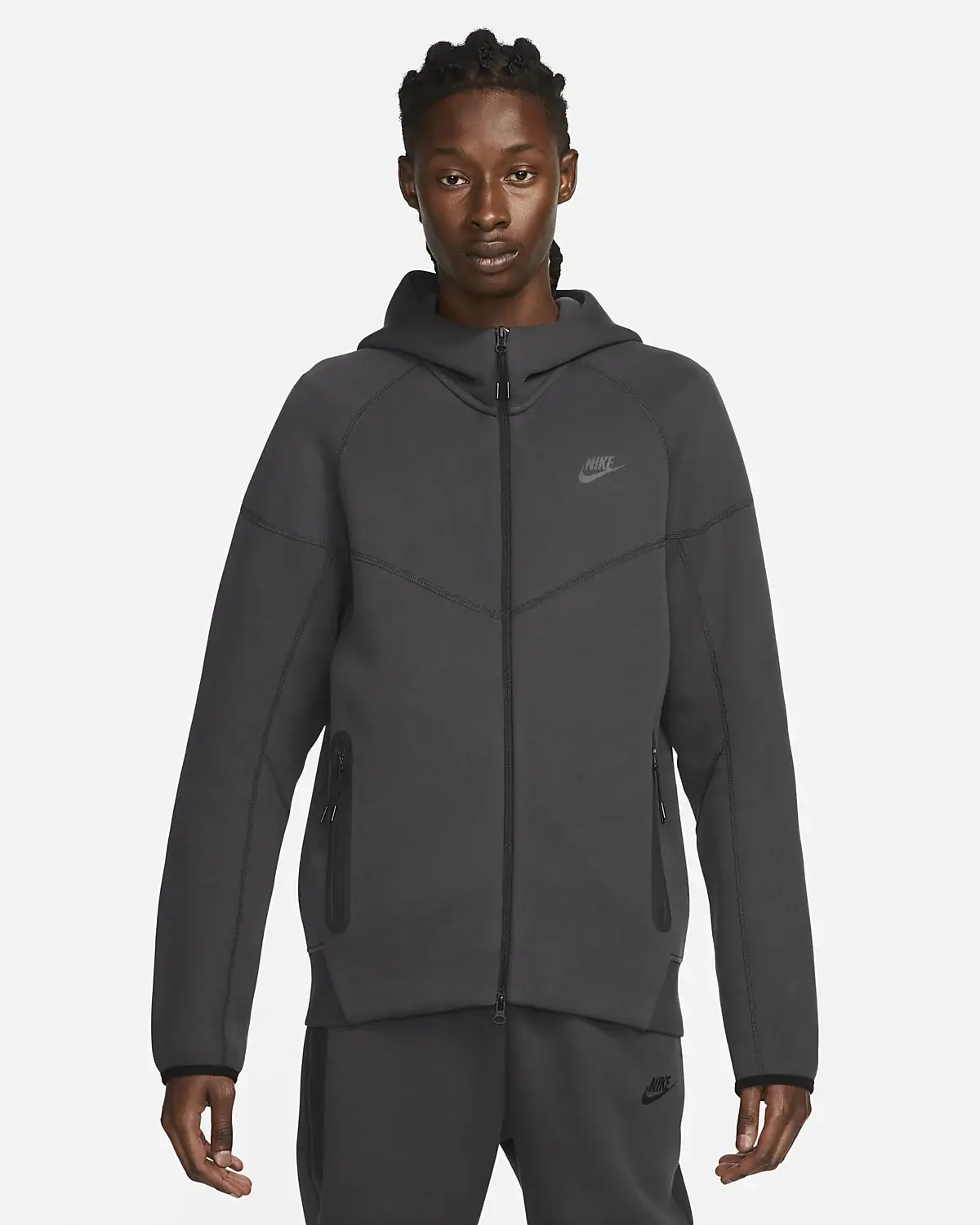 Nike Sportswear Tech Fleece Windrunner. 1