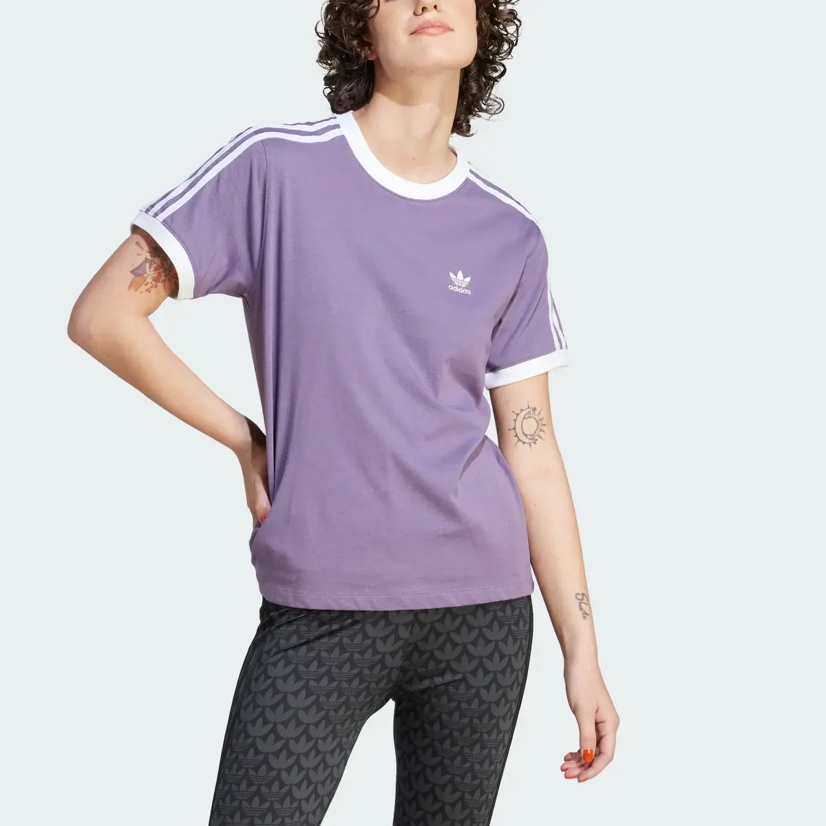 Adidas Camiseta Adicolor Classics 3 bandas. 1