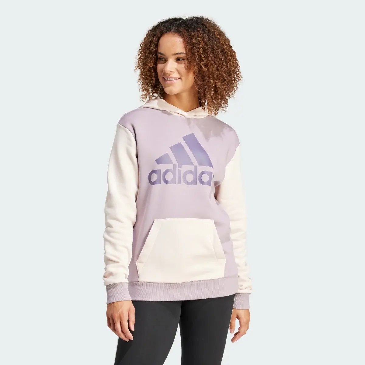 Adidas Sudadera con capucha Essentials Logo Boyfriend Fleece. 2