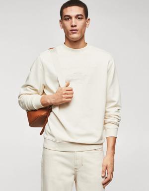 100% cotton sweatshirt embroidered detail