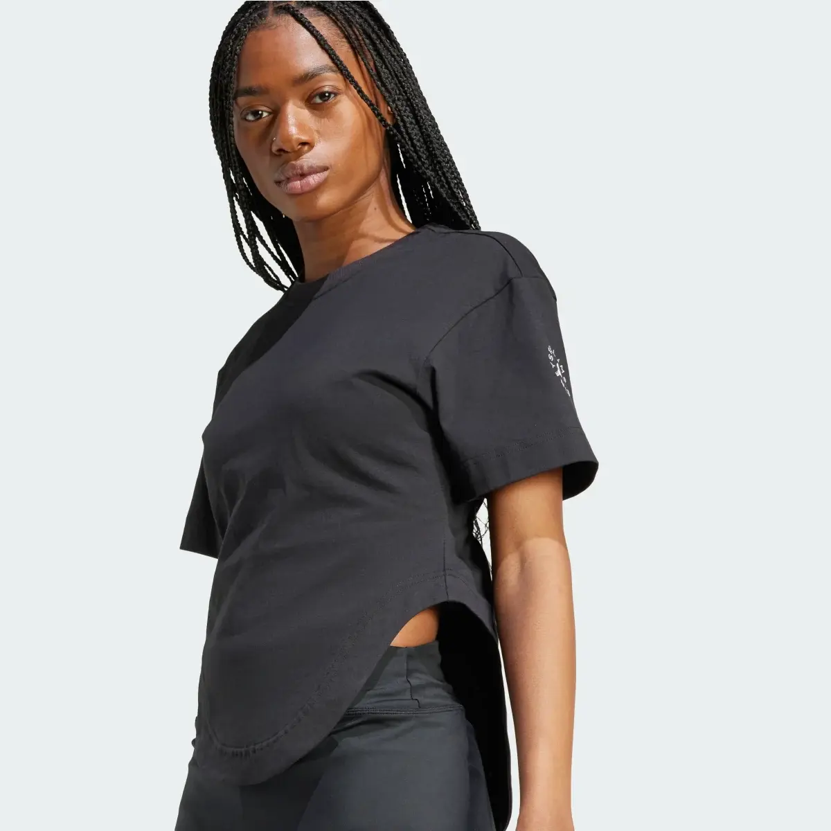 Adidas curved store hem t shirt