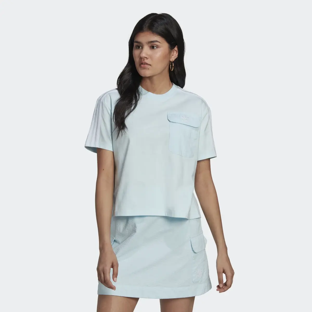 Adidas Adicolor Classics Poplin Back Loose Tee. 2