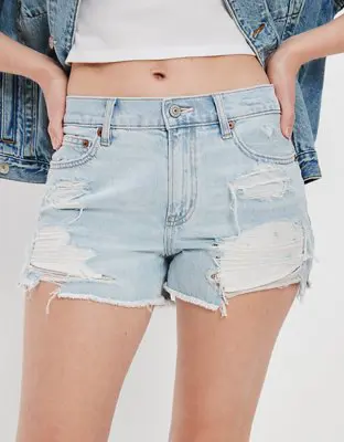 American Eagle Strigid Denim '90s Boyfriend Short. 1