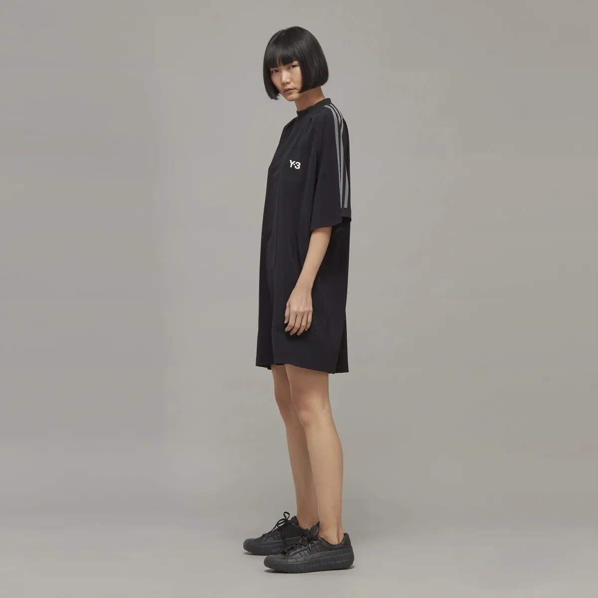 Adidas Y-3 3-Streifen T-Shirt-Kleid. 2