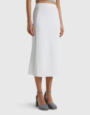 white slim fit pencil skirt