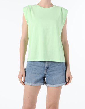Green Woman Short Sleeve Tshirt