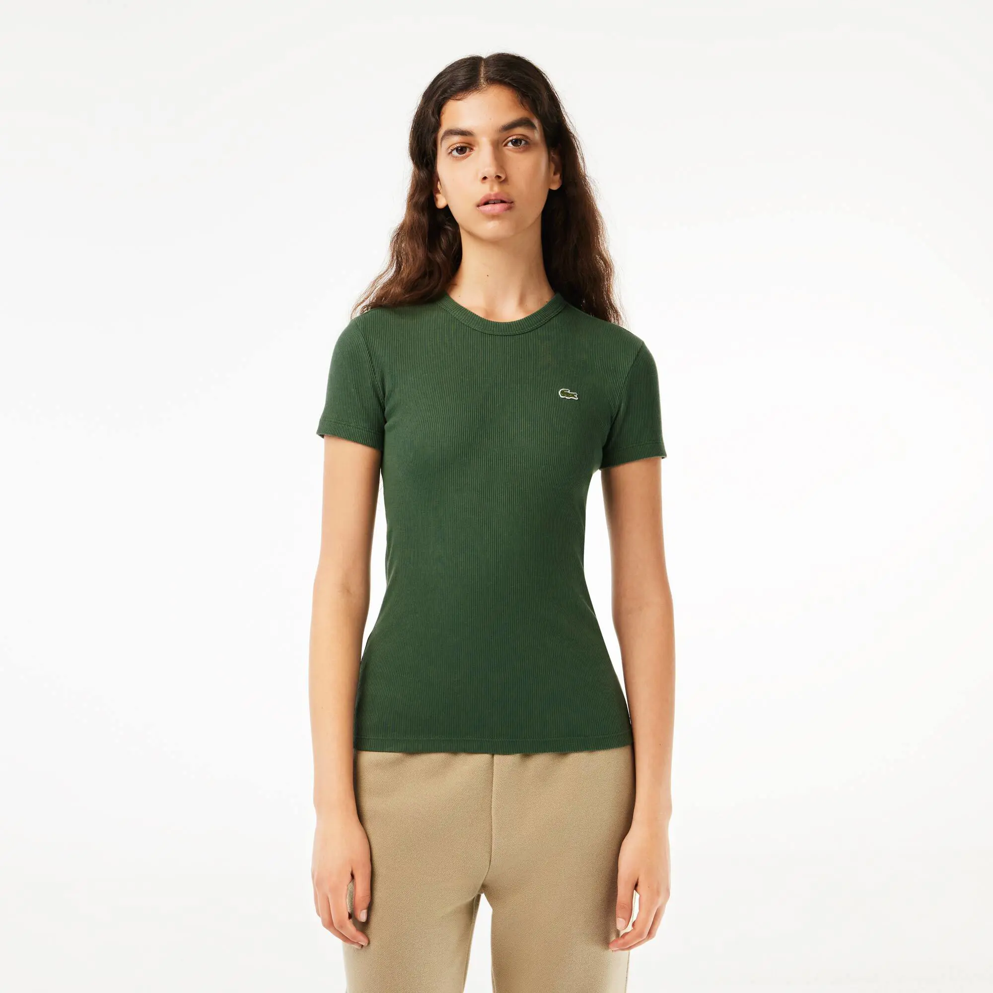 Lacoste T-shirt femme Lacoste slim fit en coton biologique. 1