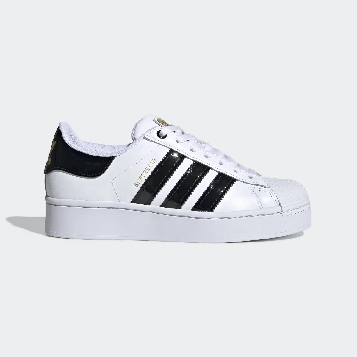 Adidas Tenis Superstar Bold Mujer. 2