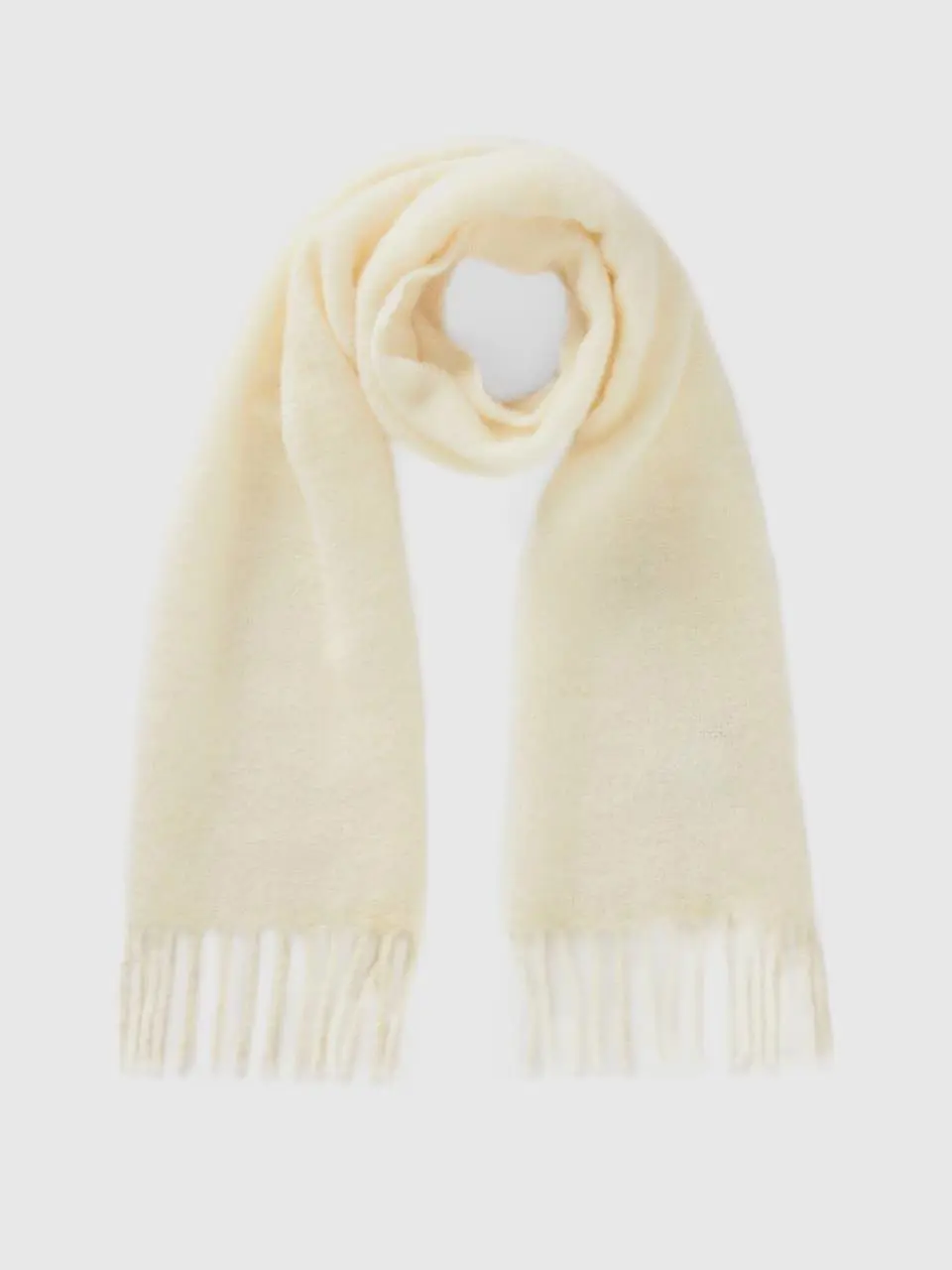 Benetton scarf in recycled fabric and wool blend. 1