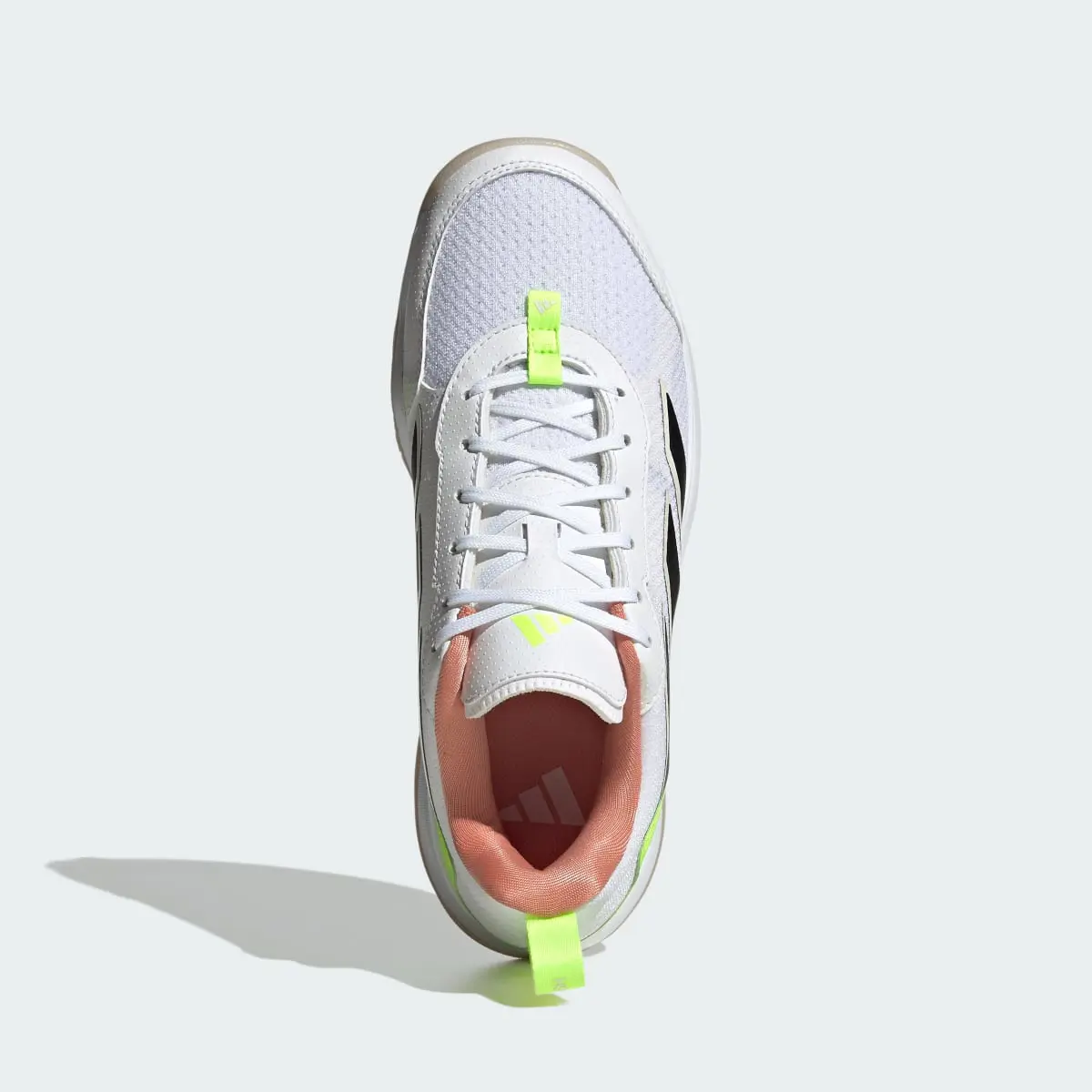 Adidas Chaussure de tennis basse Avaflash. 3