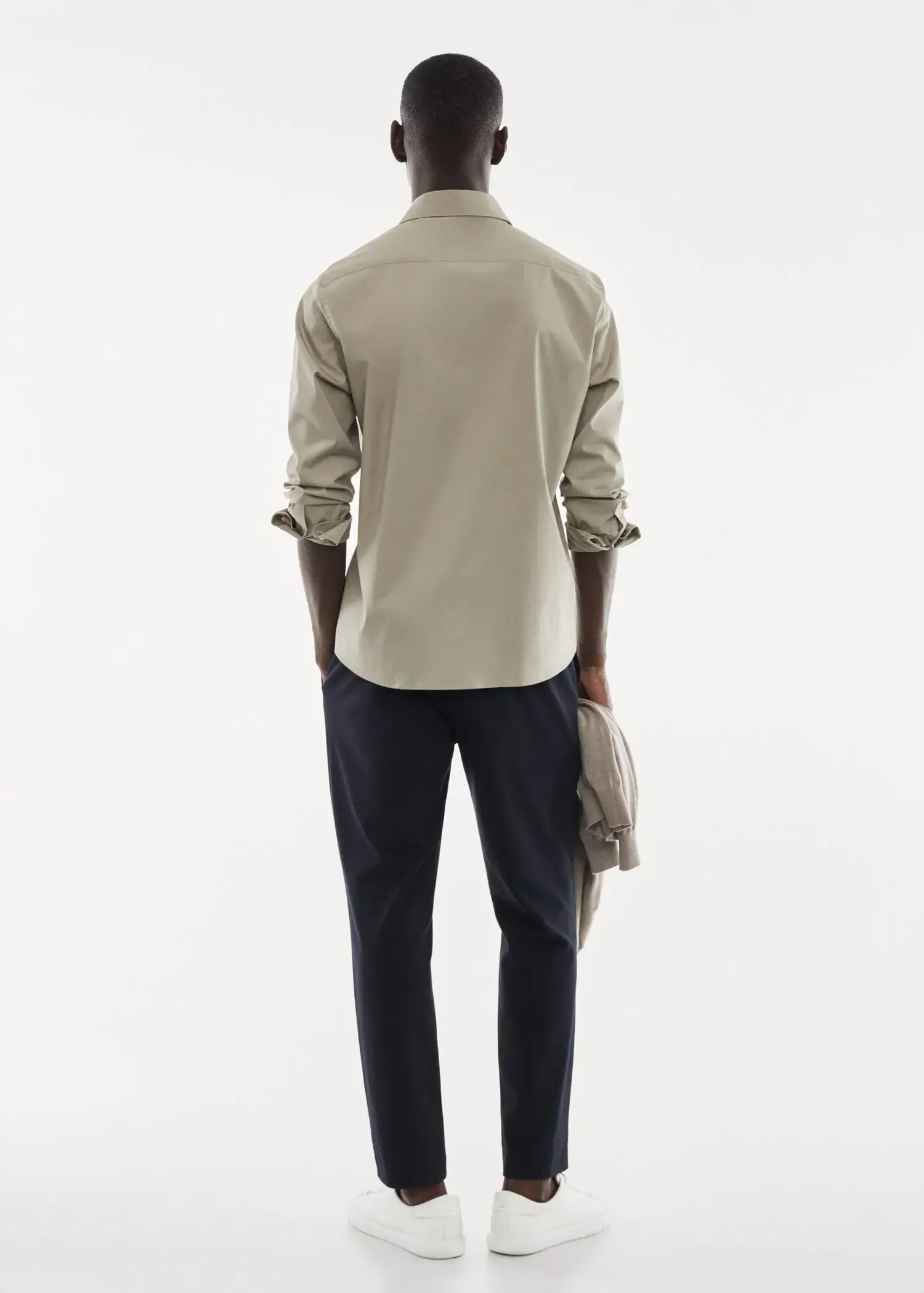 Mango Slim Fit-Hemd aus Stretch-Baumwolle. 3