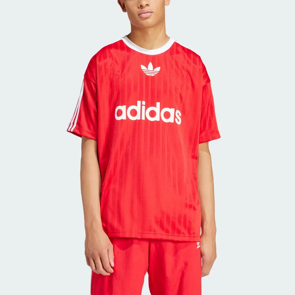 Adidas Adicolor T-Shirt. 1